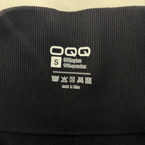 High-Waist Black Athletic Shorts for Women Butt lifter Black cinched butt Small - Picture 2 of 4